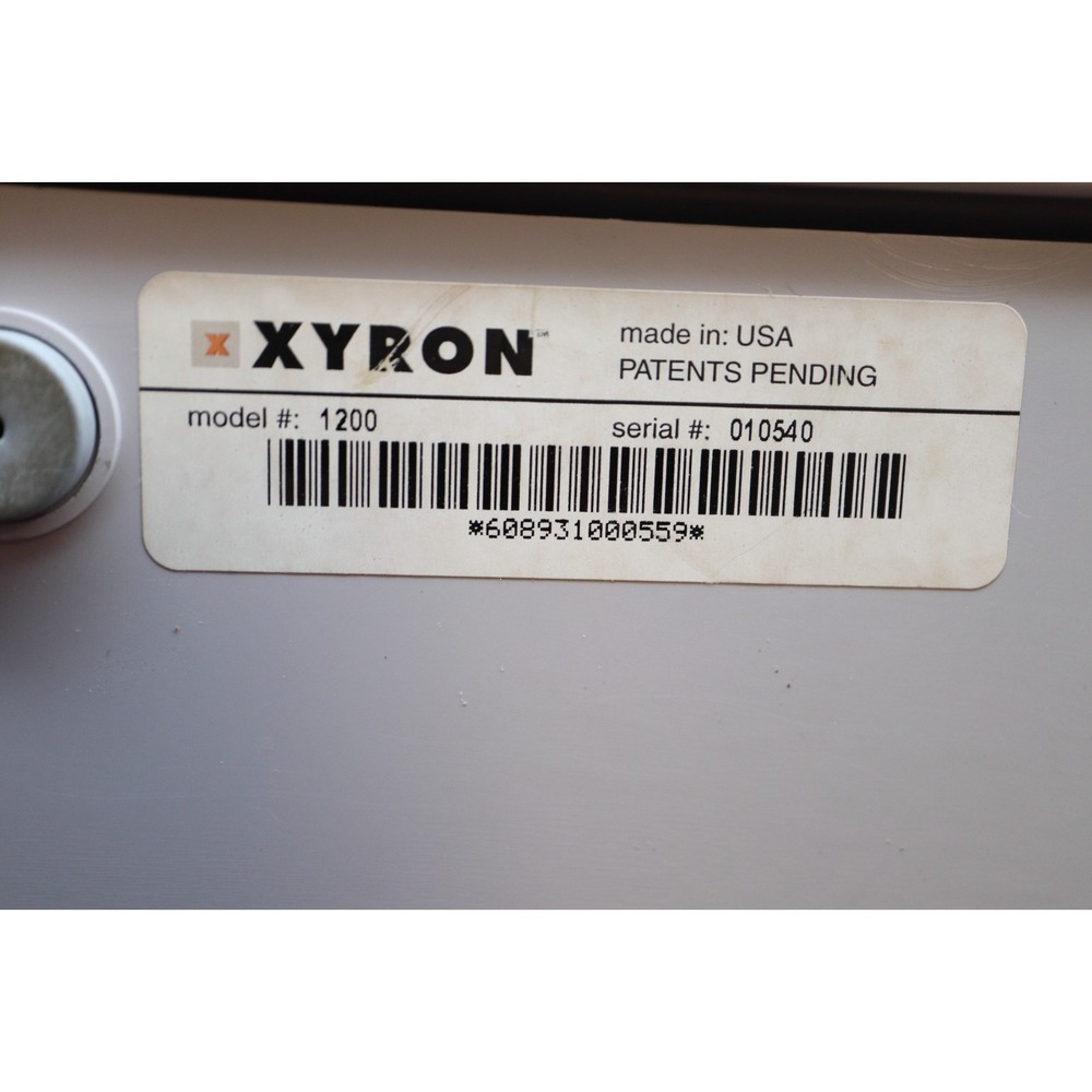 Xyron 1200 Hand Crank Cold Laminator Machine | 4 Refill Cartridges | WORKS GREAT - Picture 3 of 16